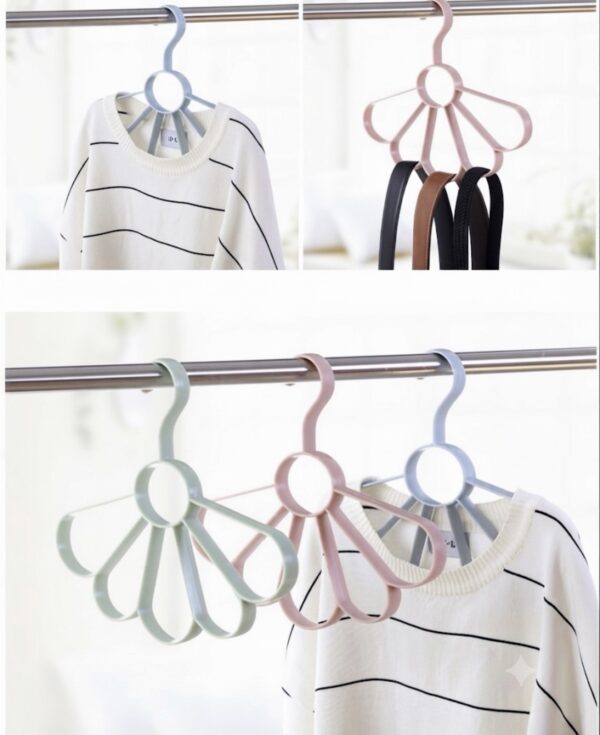 Flower shape 5 loops hanger