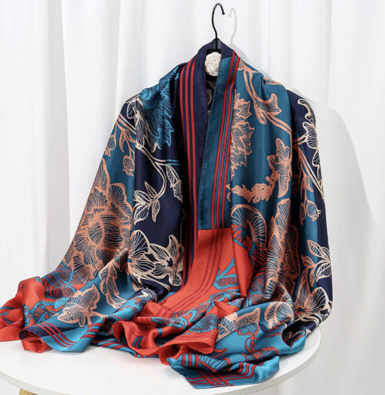 LARGE LUXURY PRINTED SILK SCARVES
