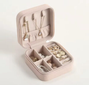 JEWELRY/ACCESORY BOX - Pale baby pink