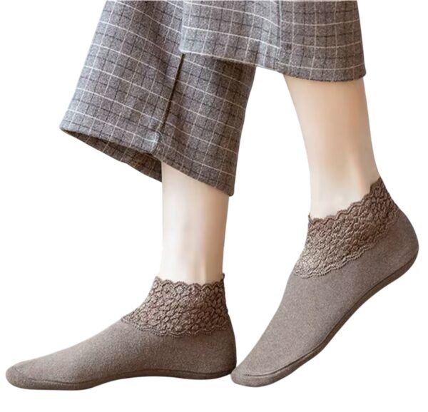 COZY FLOOR SOCKS