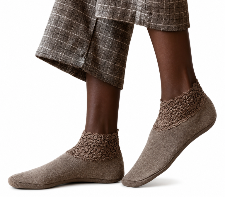 COZY FLOOR SOCKS