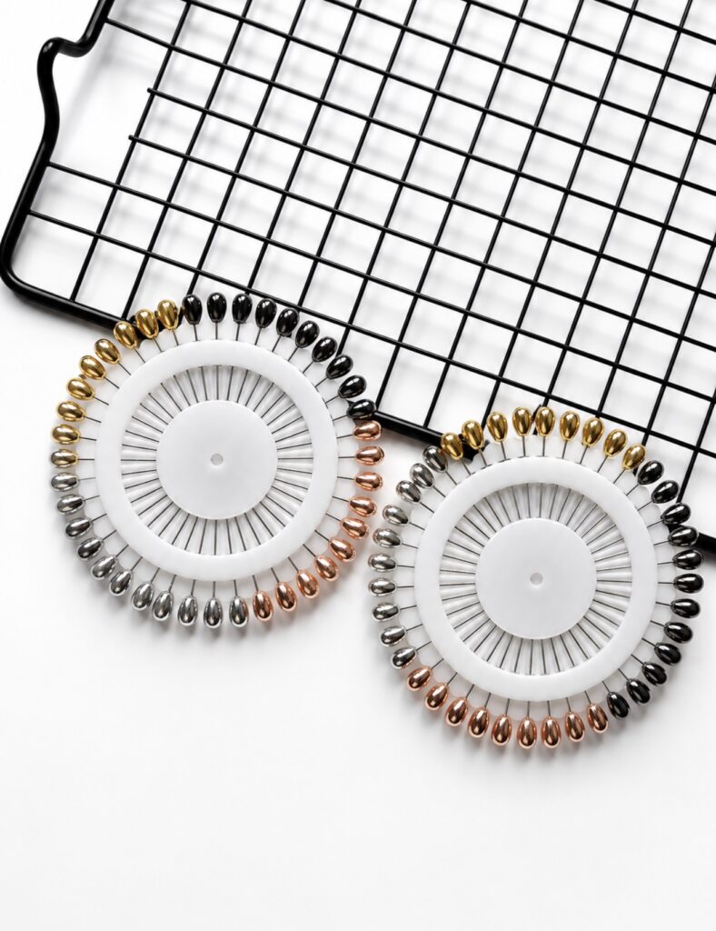 Dabbus metallic Hijab Pins – 40pcs Wheel